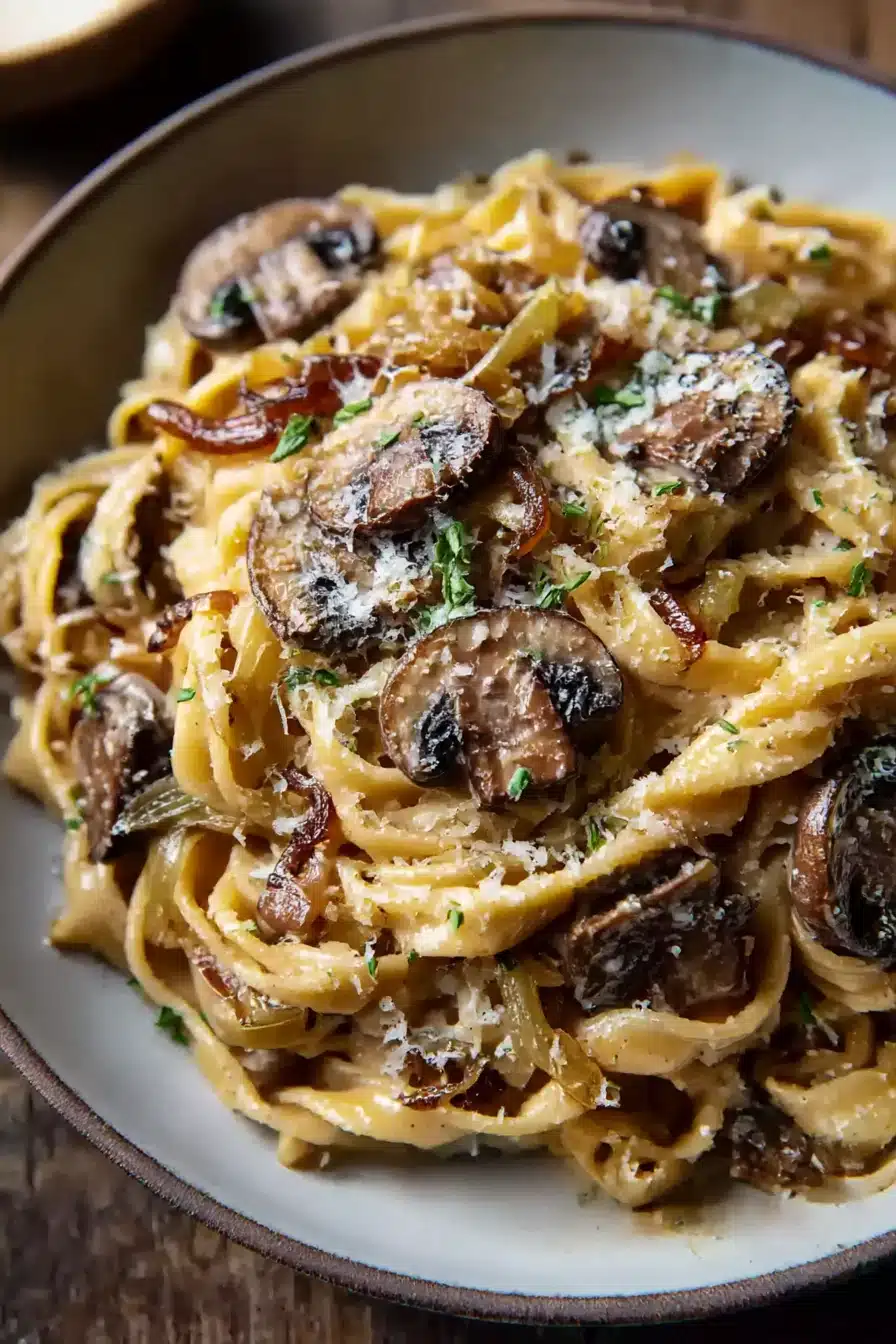 Caramelized Leek and Mushroom Gruyere Pasta
Caramelized Leek and Mushroom Gruyere Pasta
recipe step-by-step guide